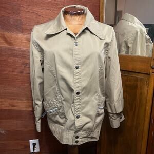 VINTAGE 70s Khaki Bomber Jacket Size L Dagger Collar Cuff Sleeve Misty Valley